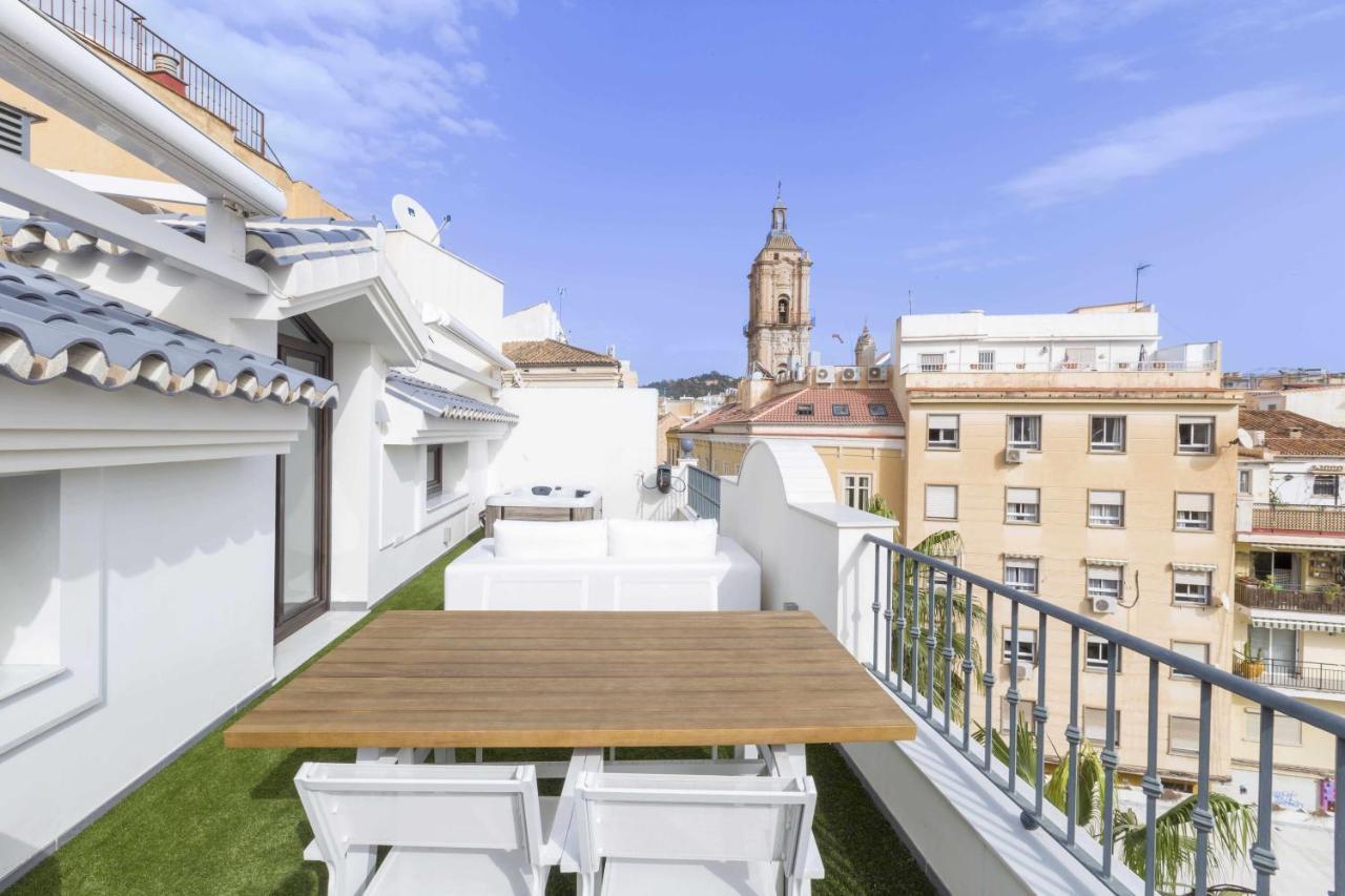 The Clock House Luxury Urban Suites マラガ 部屋 写真