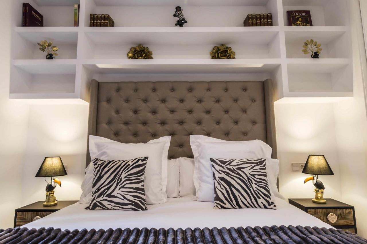 The Clock House Luxury Urban Suites マラガ 部屋 写真